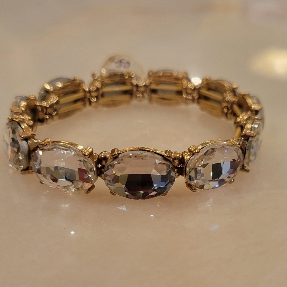 Elegant Gold and Large Crystal Rhinestone Stretch Bracelet NWOT